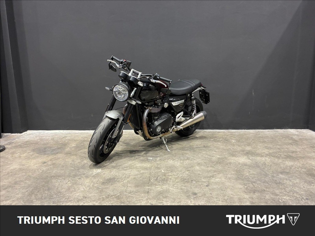 TRIUMPH Speed Twin 1200 Stealth Edition Abs